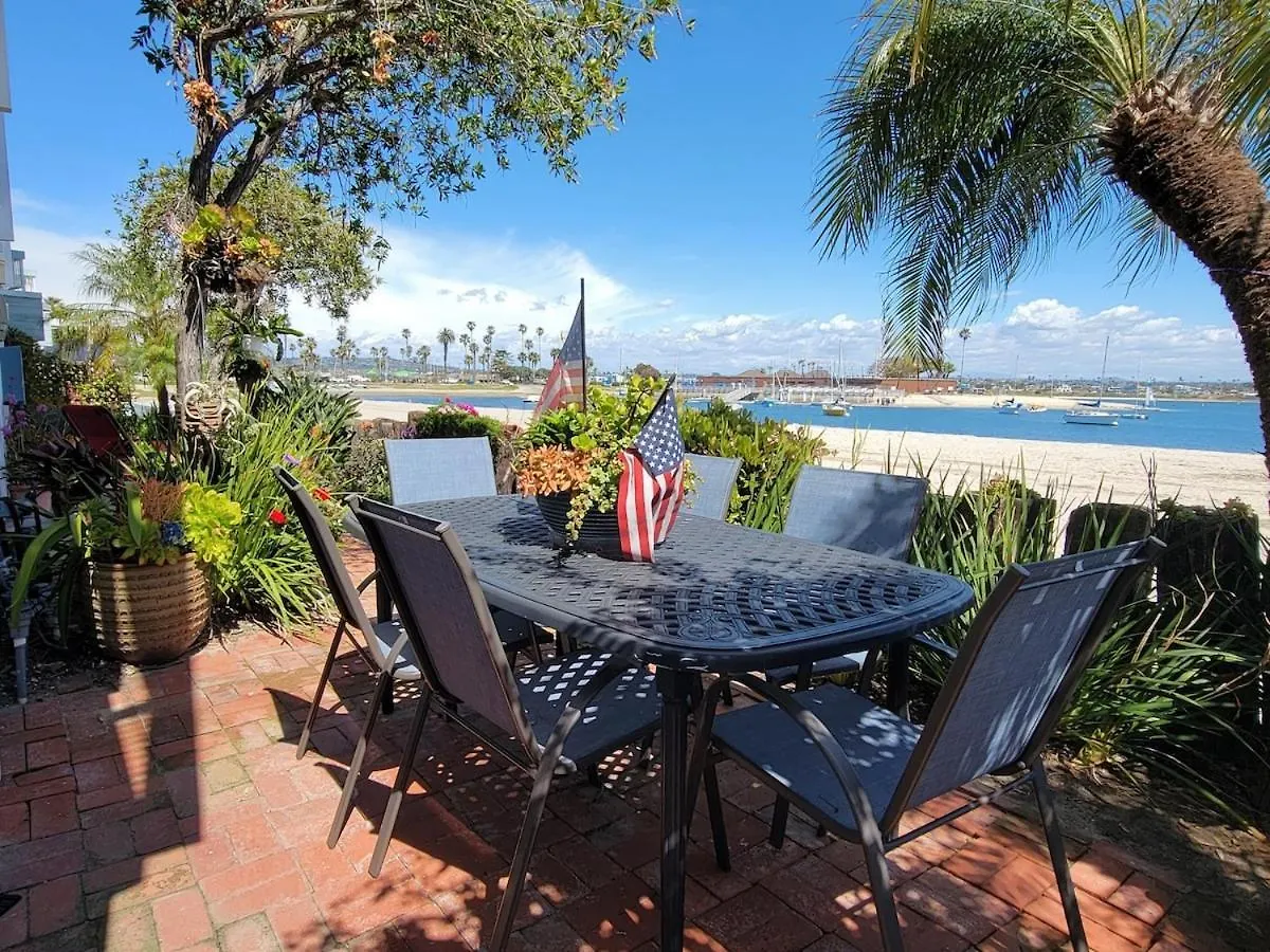 Dreamy Bayside View Family Holiday home