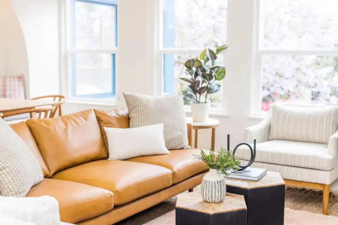 Bright, Spacious 4 Bd In The Heart Of Little Italy Casa de Férias