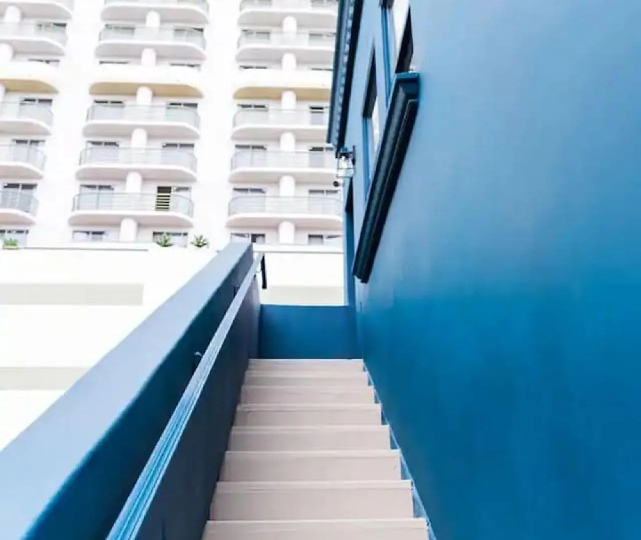 Casa de Férias Bright, Spacious 4 Bd In The Heart Of Little Italy *