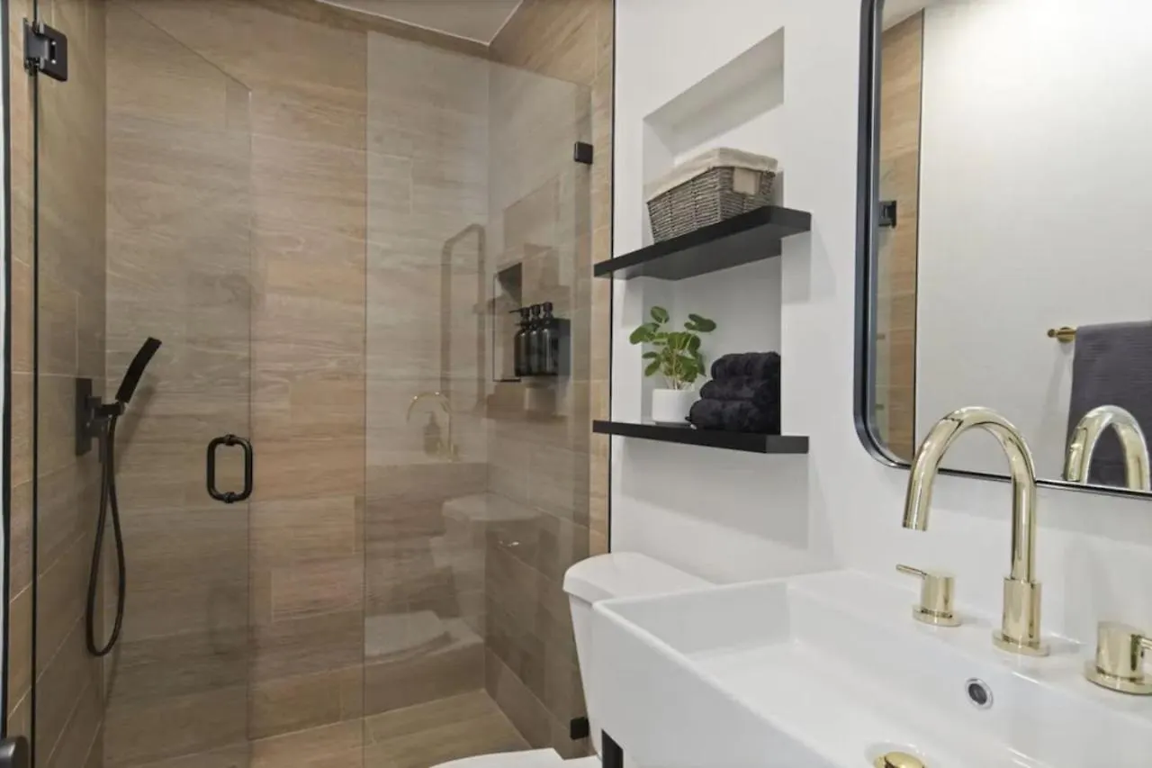 度假居 5bd With Outdoor Space In Little Italy