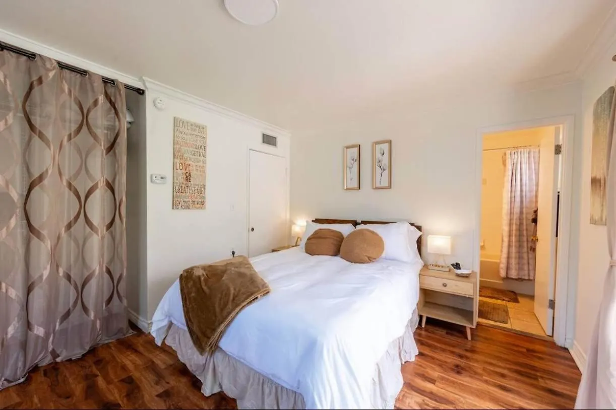 度假居 New Cozy Retreat With Large Yard And Jacuzzi 圣地亚哥