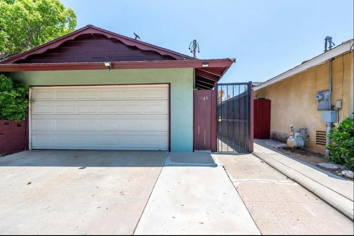 度假居 New Cozy Retreat With Large Yard And Jacuzzi