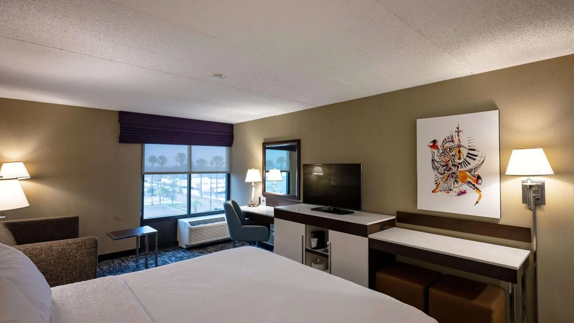 Hampton By Hilton - Kearny Mesa מלון
