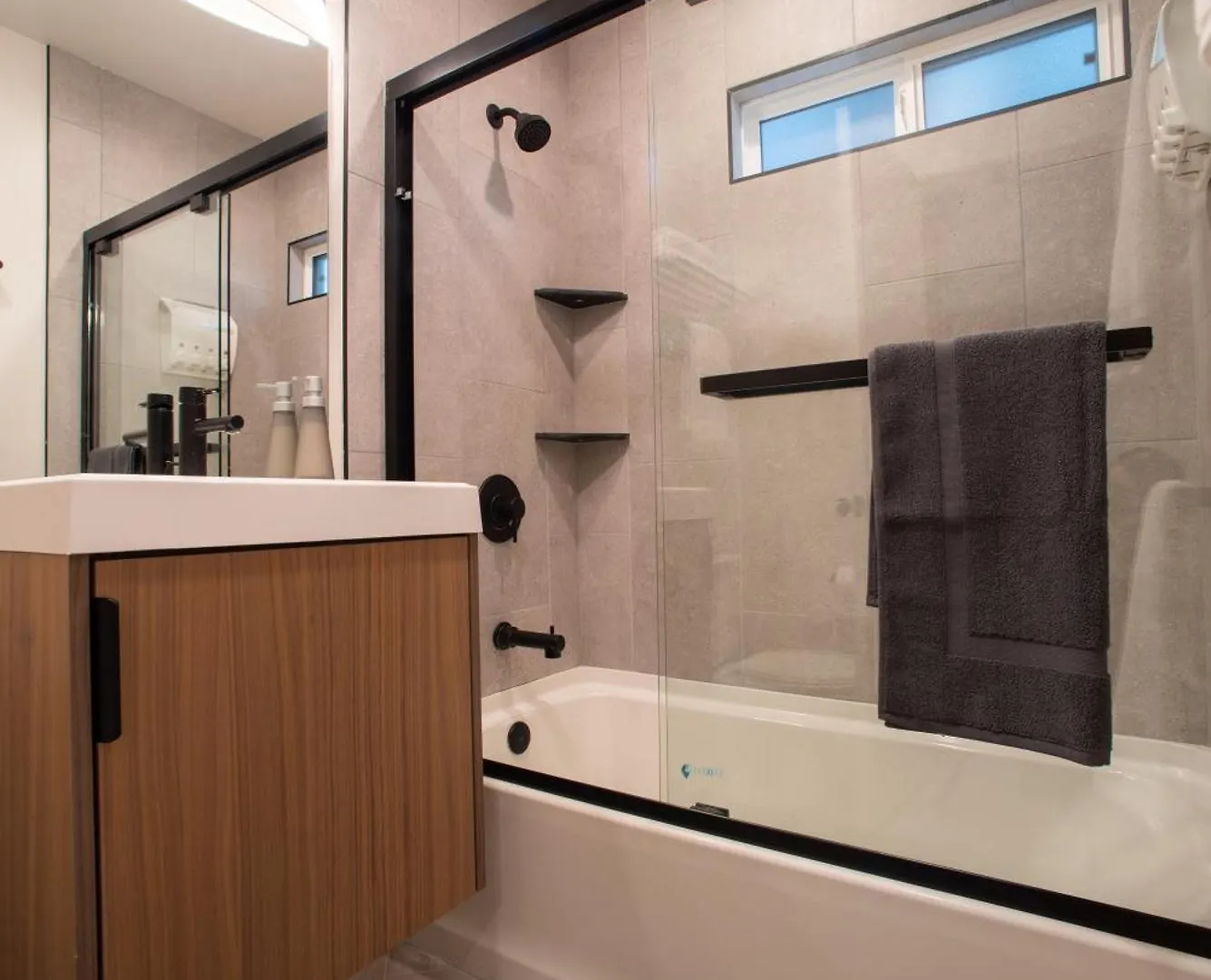 דירה 5bd Family, Event Friendly 4plex Steps2beach