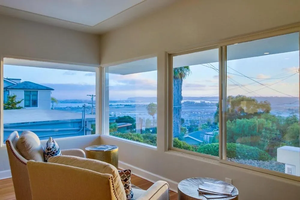 Holiday home Casa Blanca-ultimate Getaway: Spa, Game Rooms, Firepit, Views San Diego