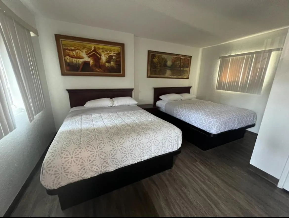 Flamingo - San Ysidro 2* San Diego