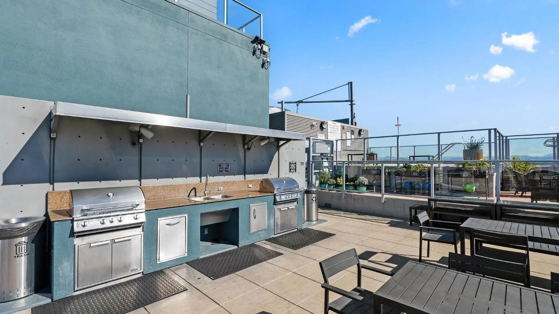 شقة Modern 2 Bedroom - Chill & Enjoy With Rooftop Deck سان دييغو