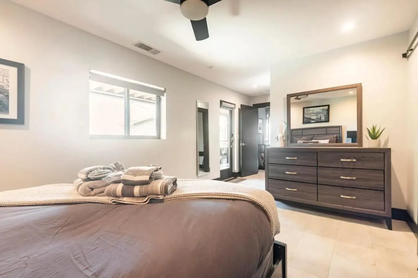 Apartment Contemporary Ocean Sunset Views With Firepit Pt Loma Close To Plnu *