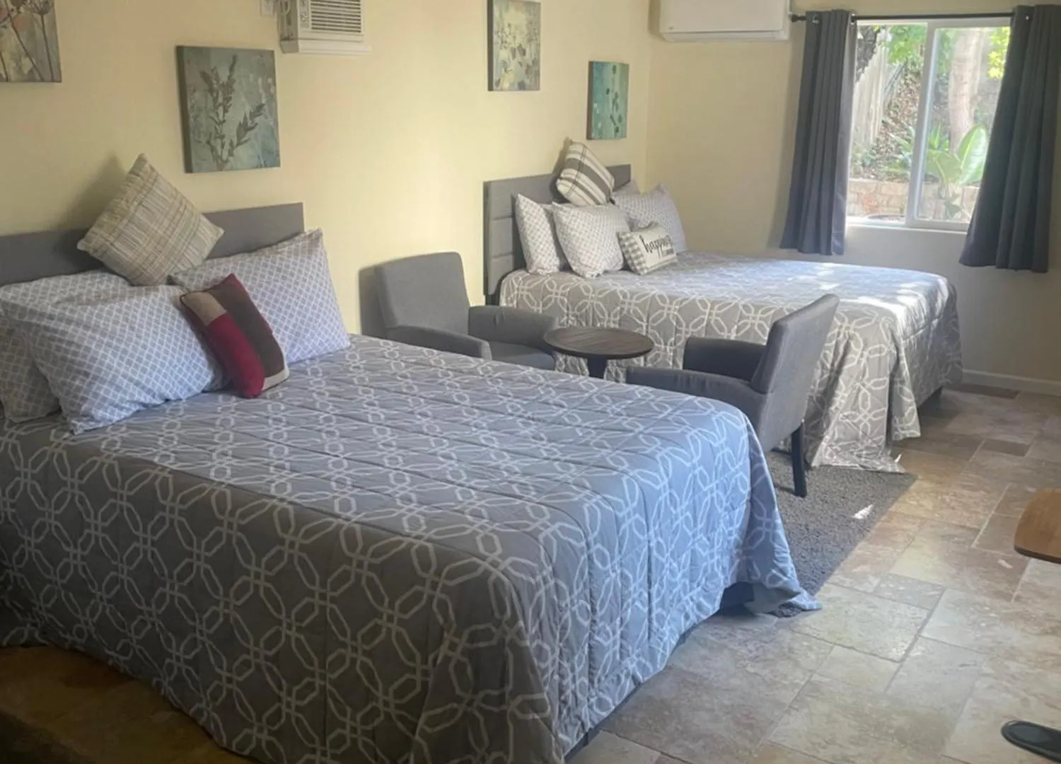 Casa Mesa Attached & Private Courtyard Holiday home