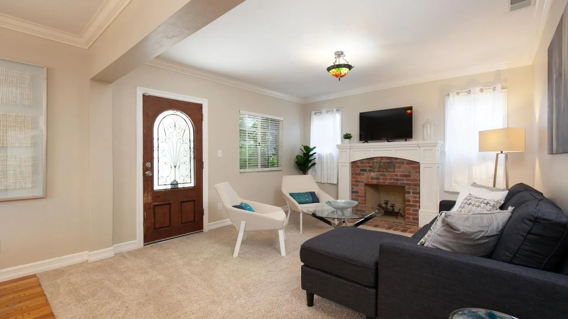 Hillcrest 3 Bedroom Charming Private By Shops & Restaurants Holiday home *