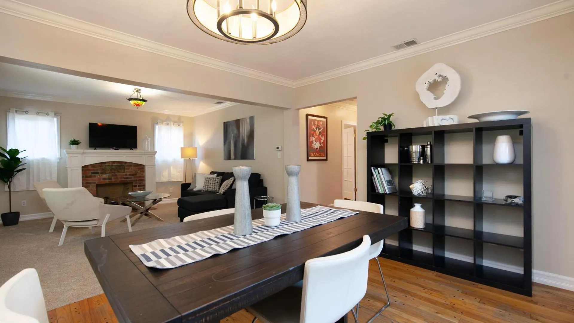 Hillcrest 3 Bedroom Charming Private By Shops & Restaurants