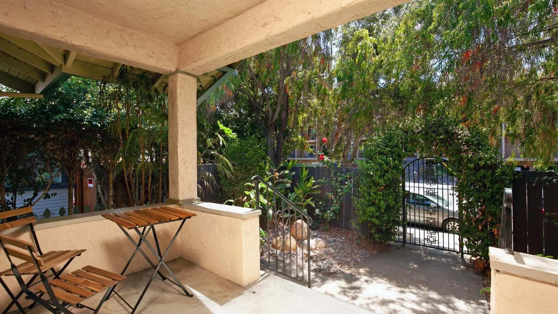 Holiday home Hillcrest 3 Bedroom Charming Private By Shops & Restaurants *