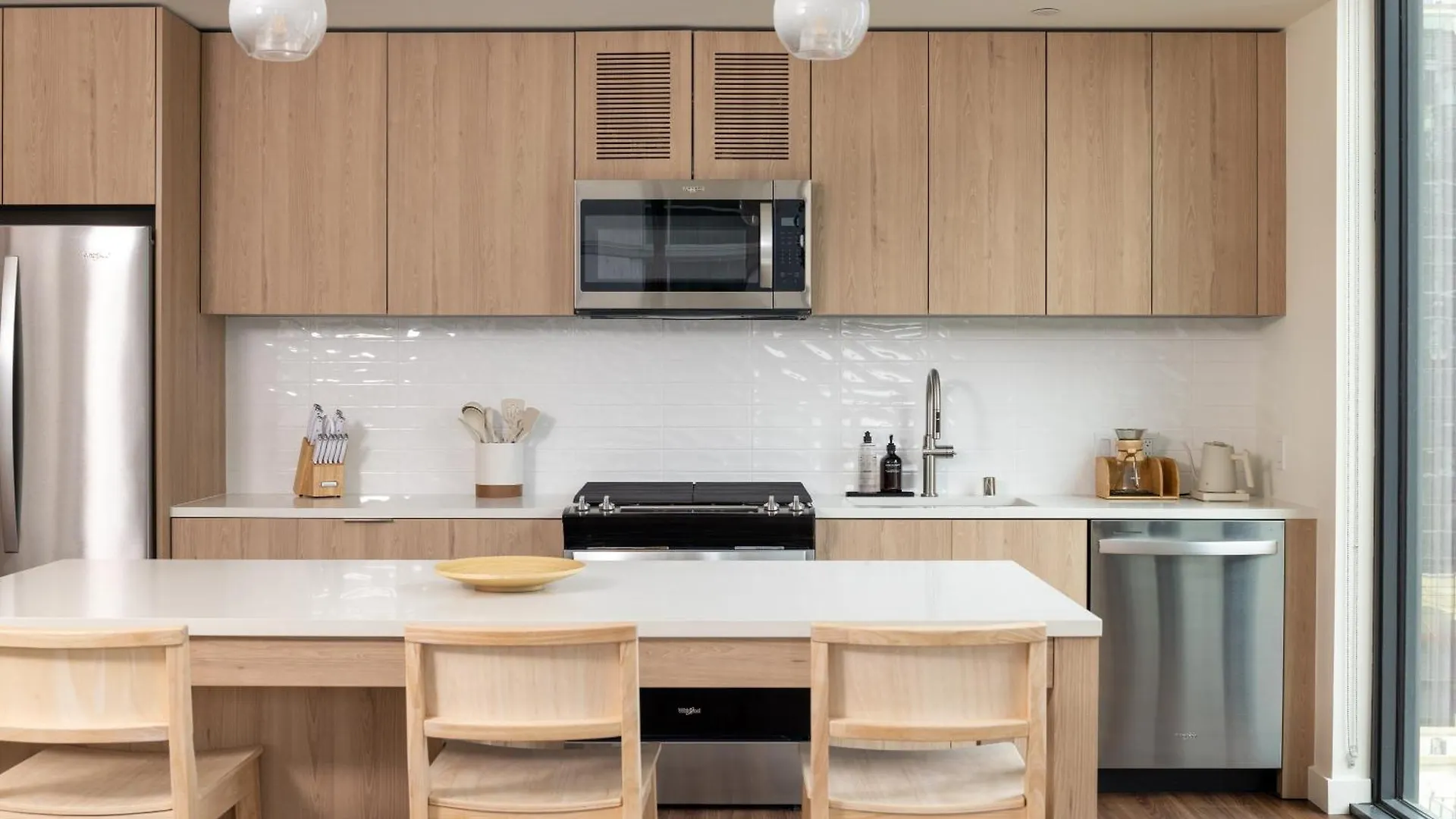 Kasa Little Italy Apartment