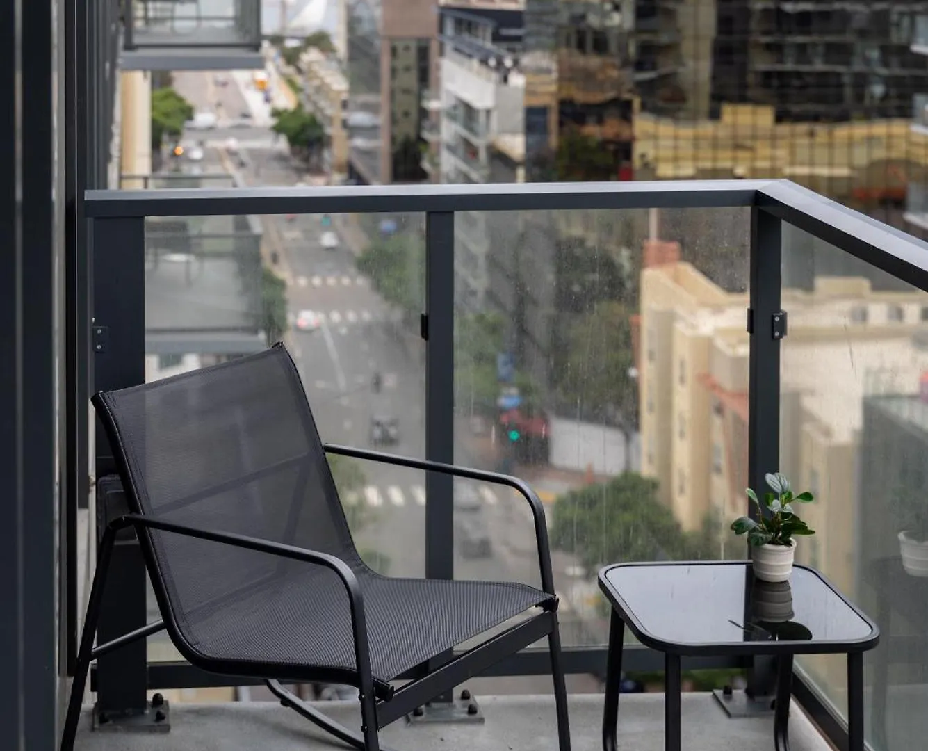 Kasa Little Italy Apartment San Diego
