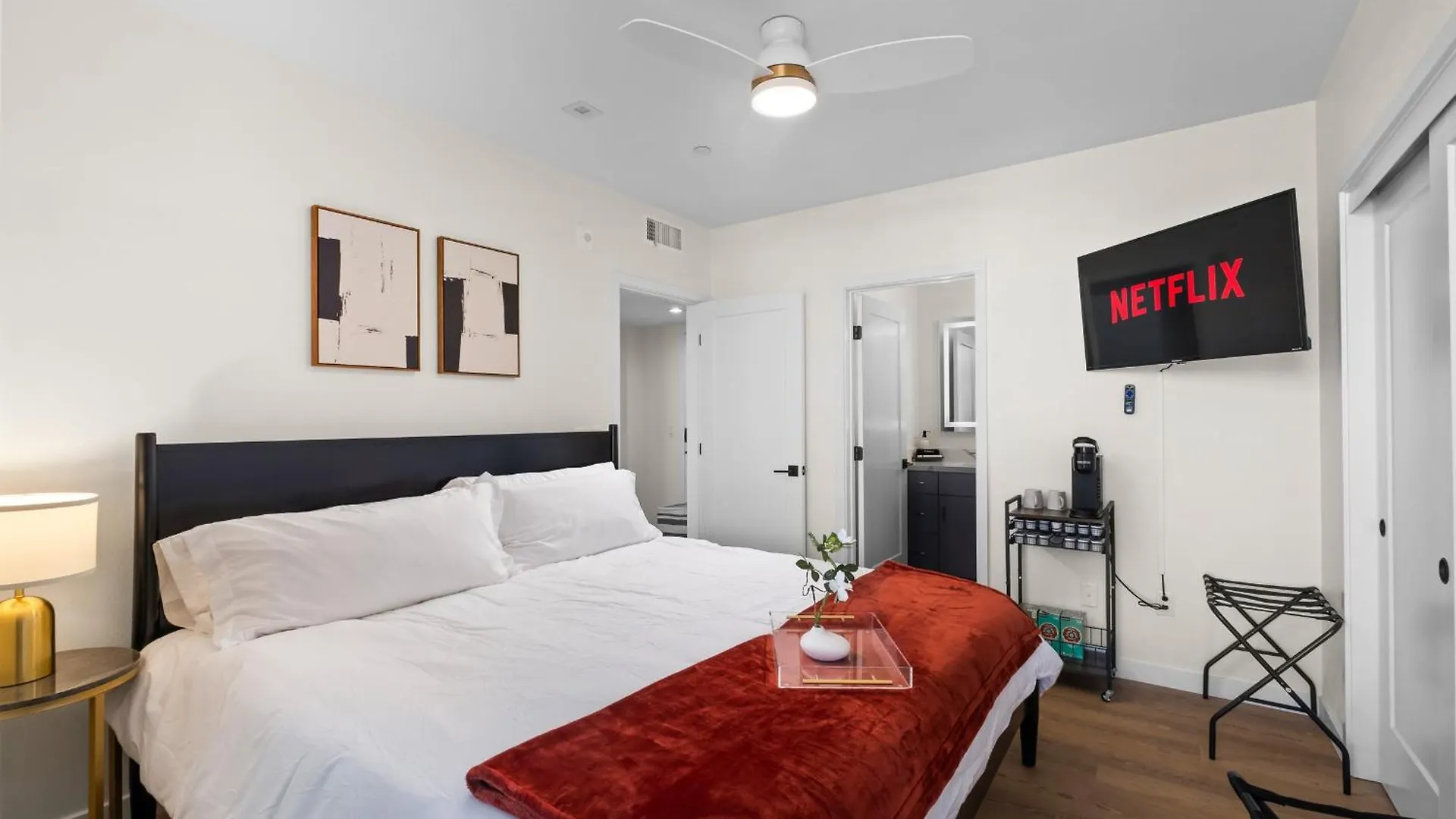 公寓 Modern 2 Bedroom King Bed Evcharger Pet-friendly Balcony *