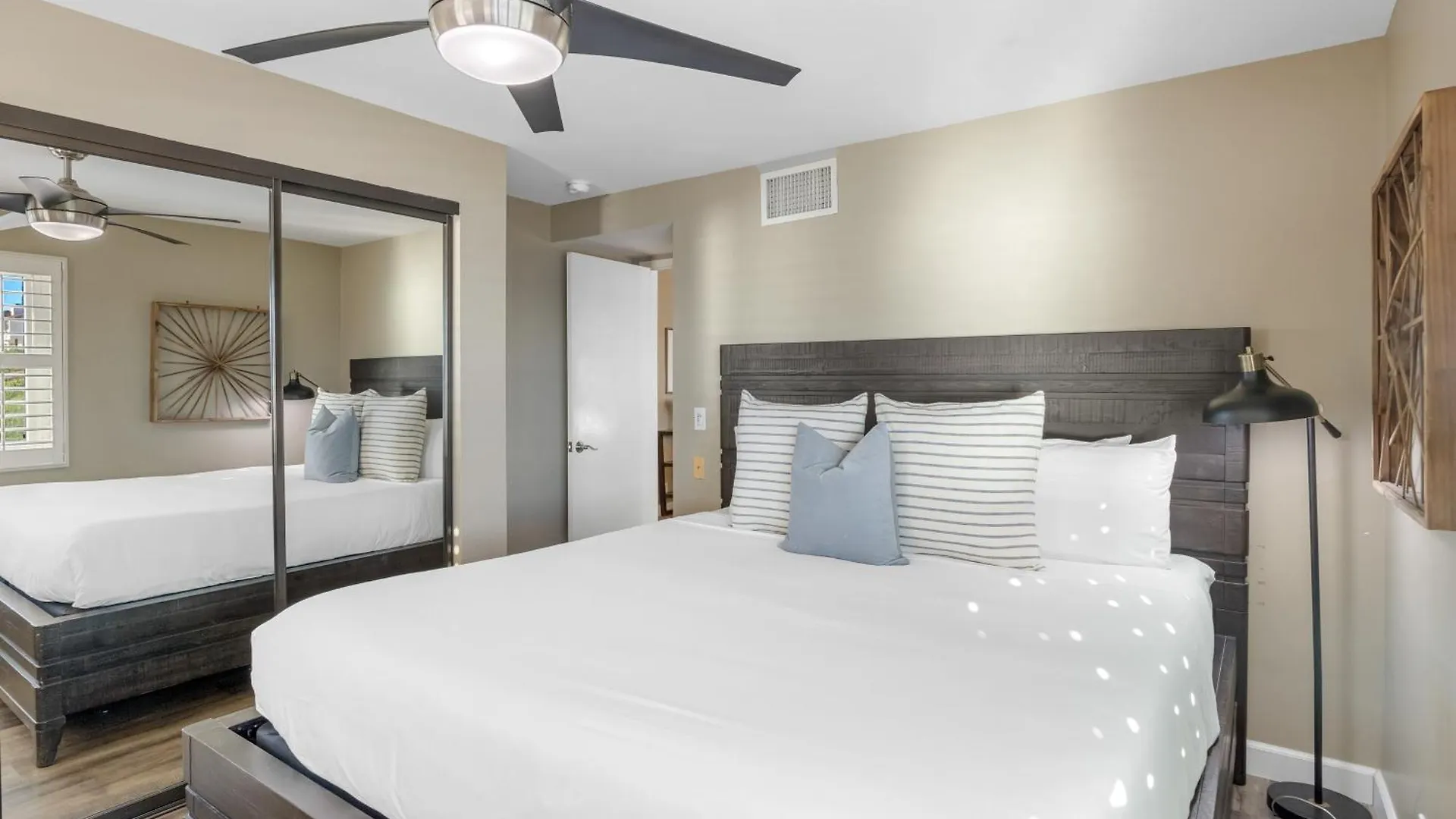 Riviera By Avantstay Beachfront Private Access Poolhot Tub Oceanview