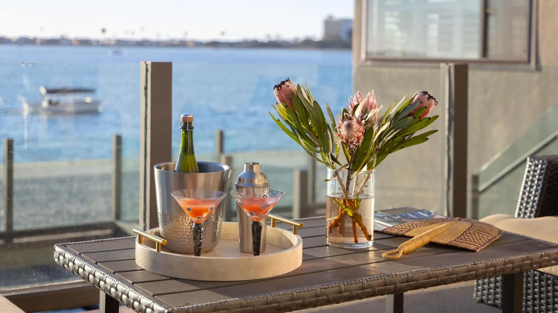 Dom wakacyjny Riviera By Avantstay Beachfront Private Access Poolhot Tub Oceanview