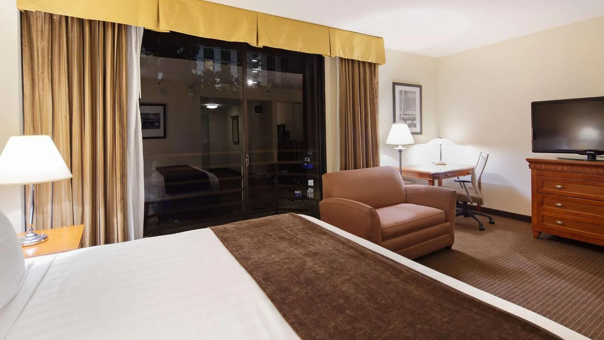 Szálloda Best Western Plus Bayside