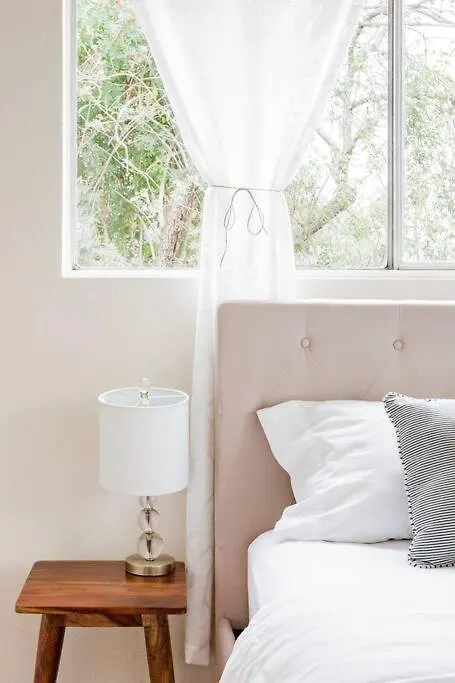 Vakantiehuis Creative Haven Chic 3-bedroom With Artistic Touches