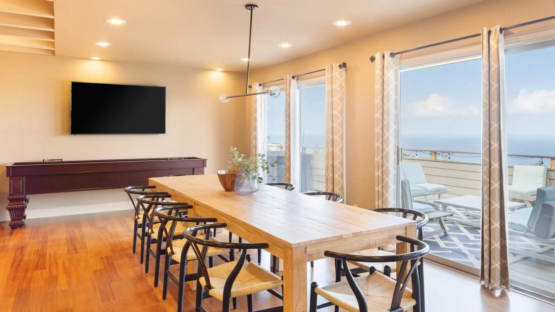 Holiday home Parasol By Avantstay Hilltop Ocean View Escape W Large Patio Pool Table San Diego