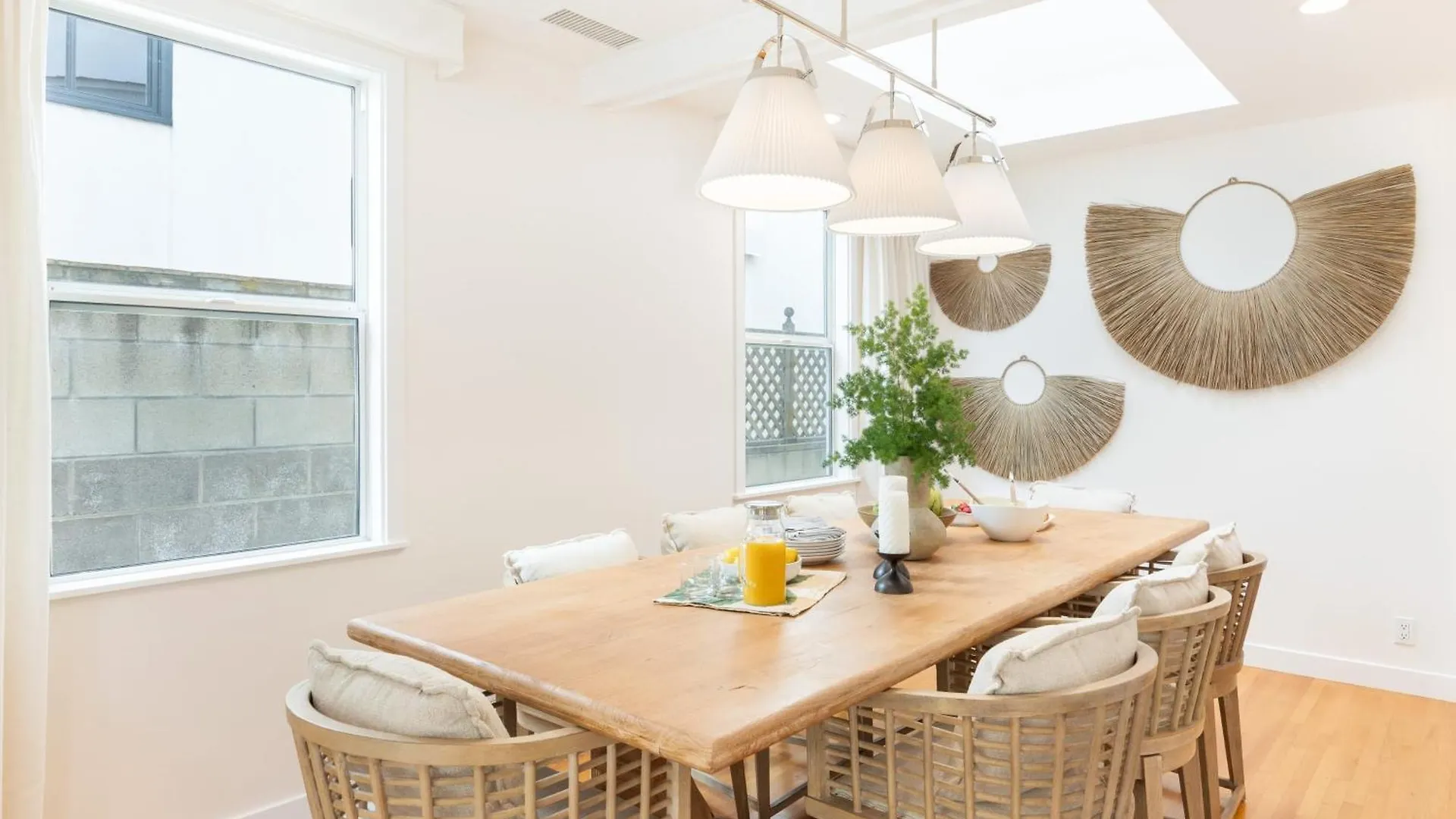 La Jolla Living By Avantstay A Location Private Backyard Lounge