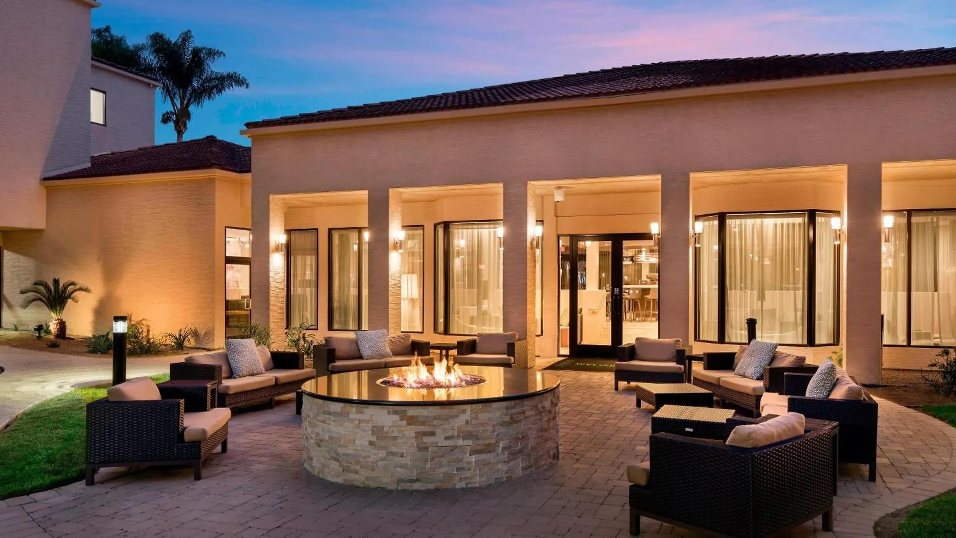 Hotel Courtyard By Marriott Sorrento Valley 3*