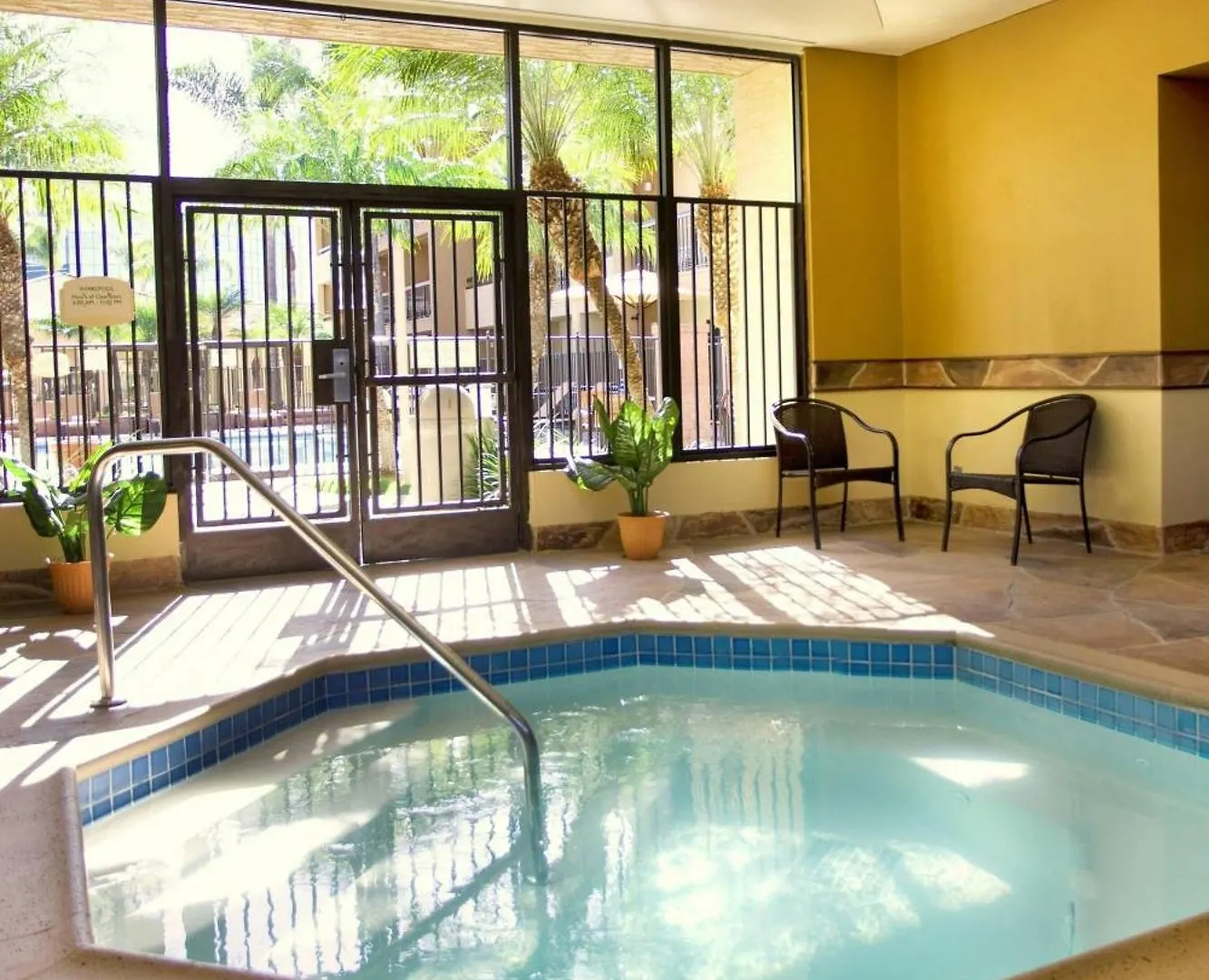 Courtyard By Marriott Sorrento Valley