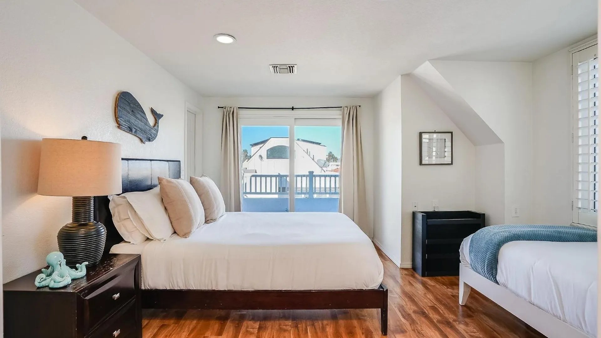 Massive With Ocean View & Amazing Rooftop Hébergement de vacances