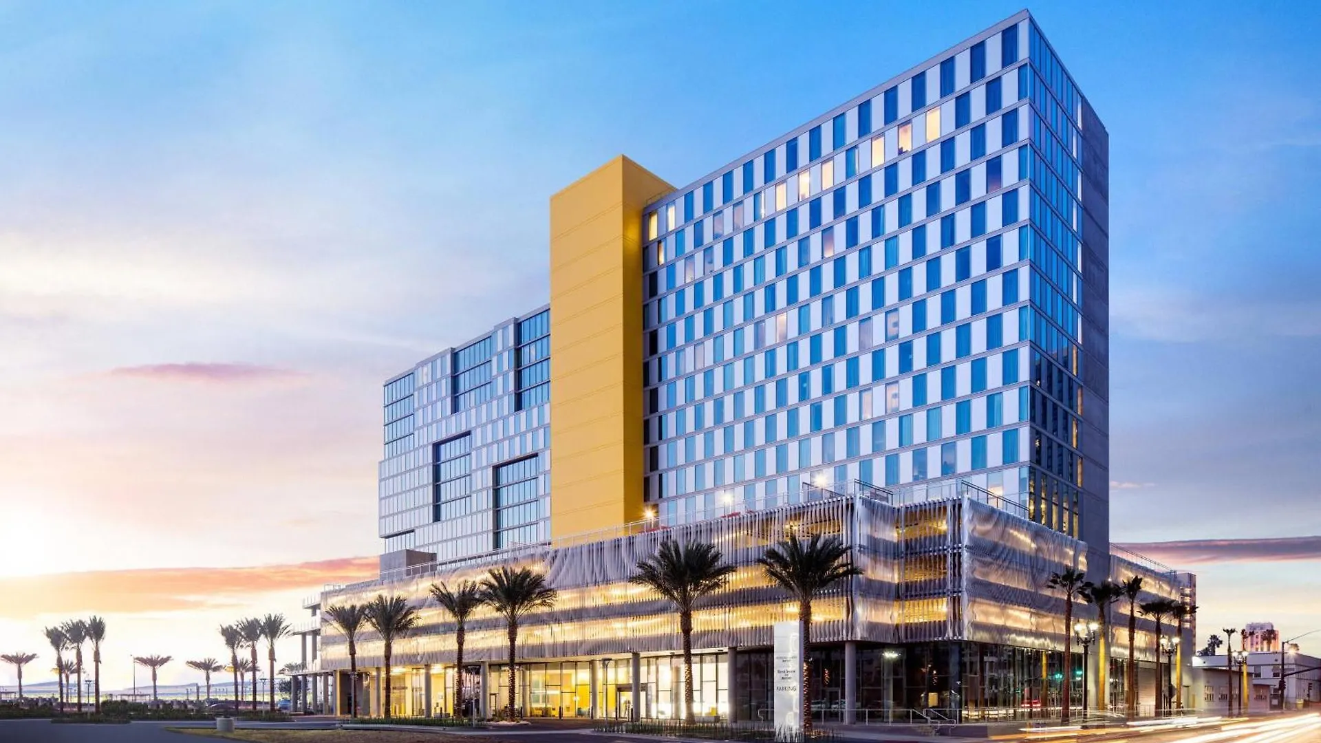 By Marriott Downtown/bayfront 3* San Diego