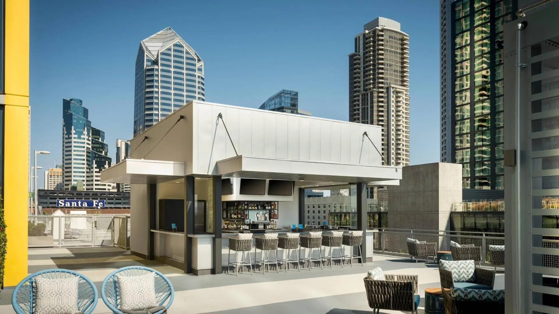 By Marriott Downtown/bayfront Hotel 3*