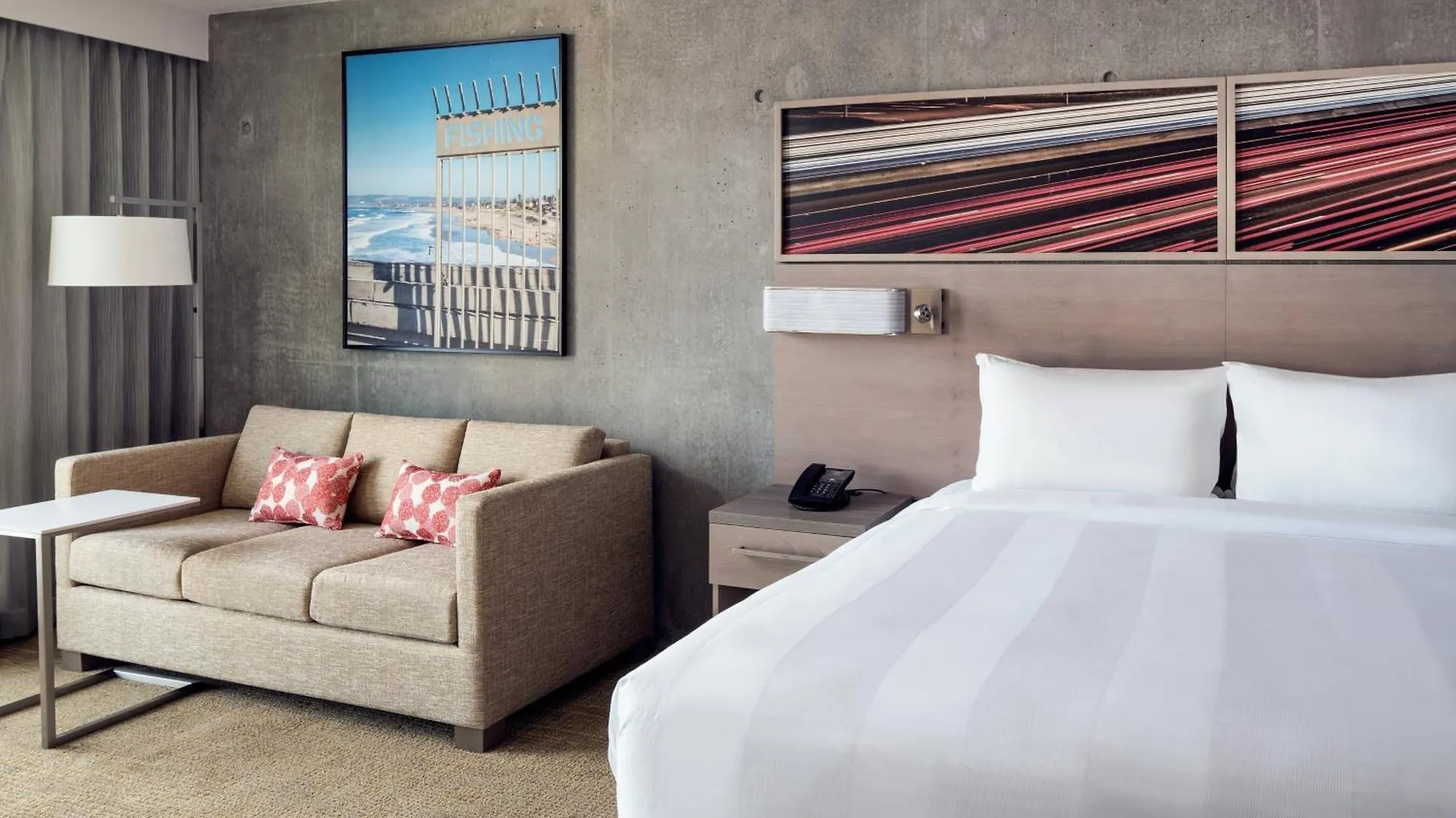 Hotel By Marriott Downtown/bayfront San Diego