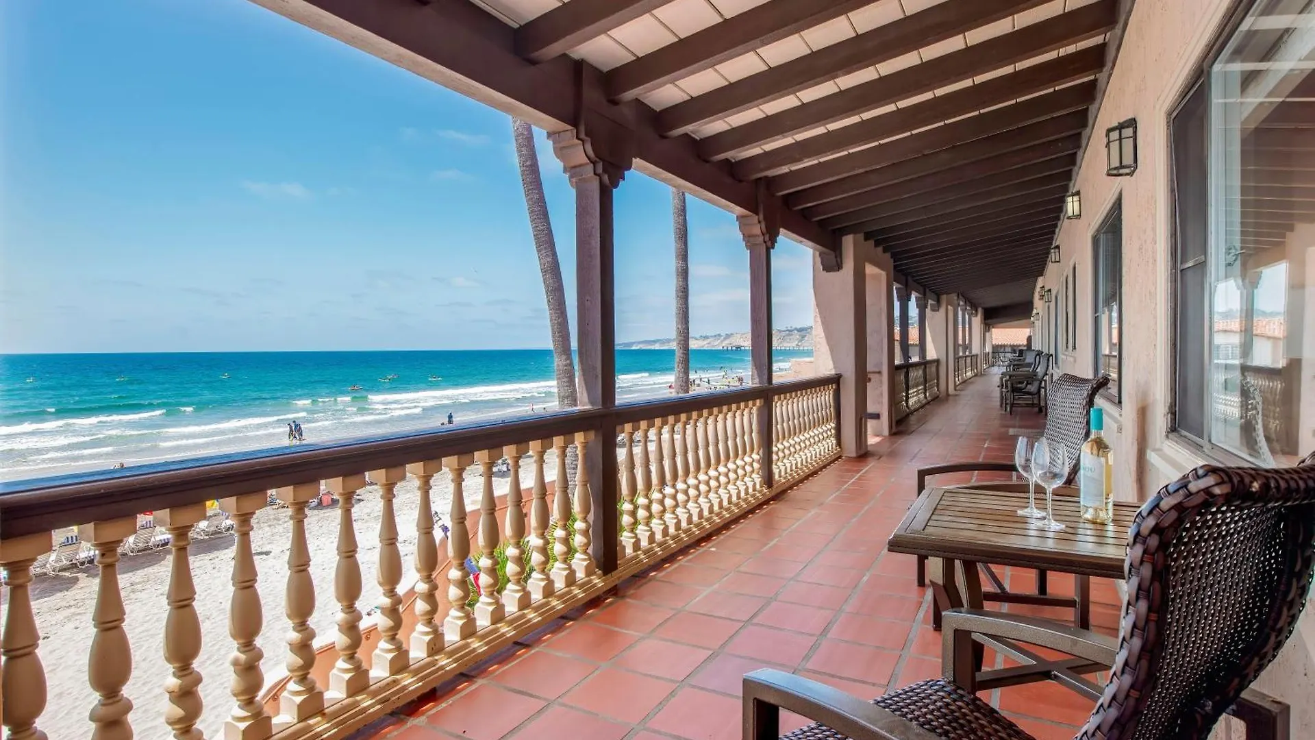 La Jolla & Tennis Club 4*