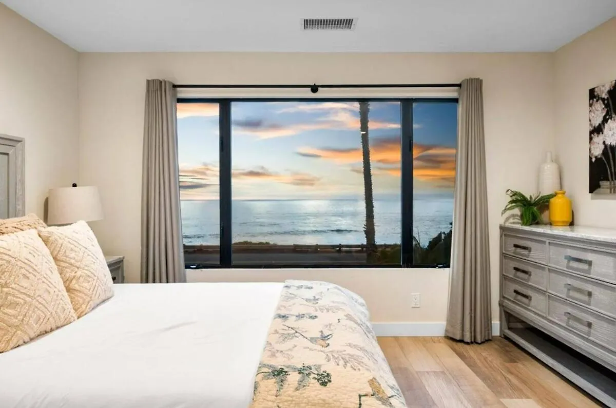 Sunset Cliffs Spectacular Oceanfront Villa *