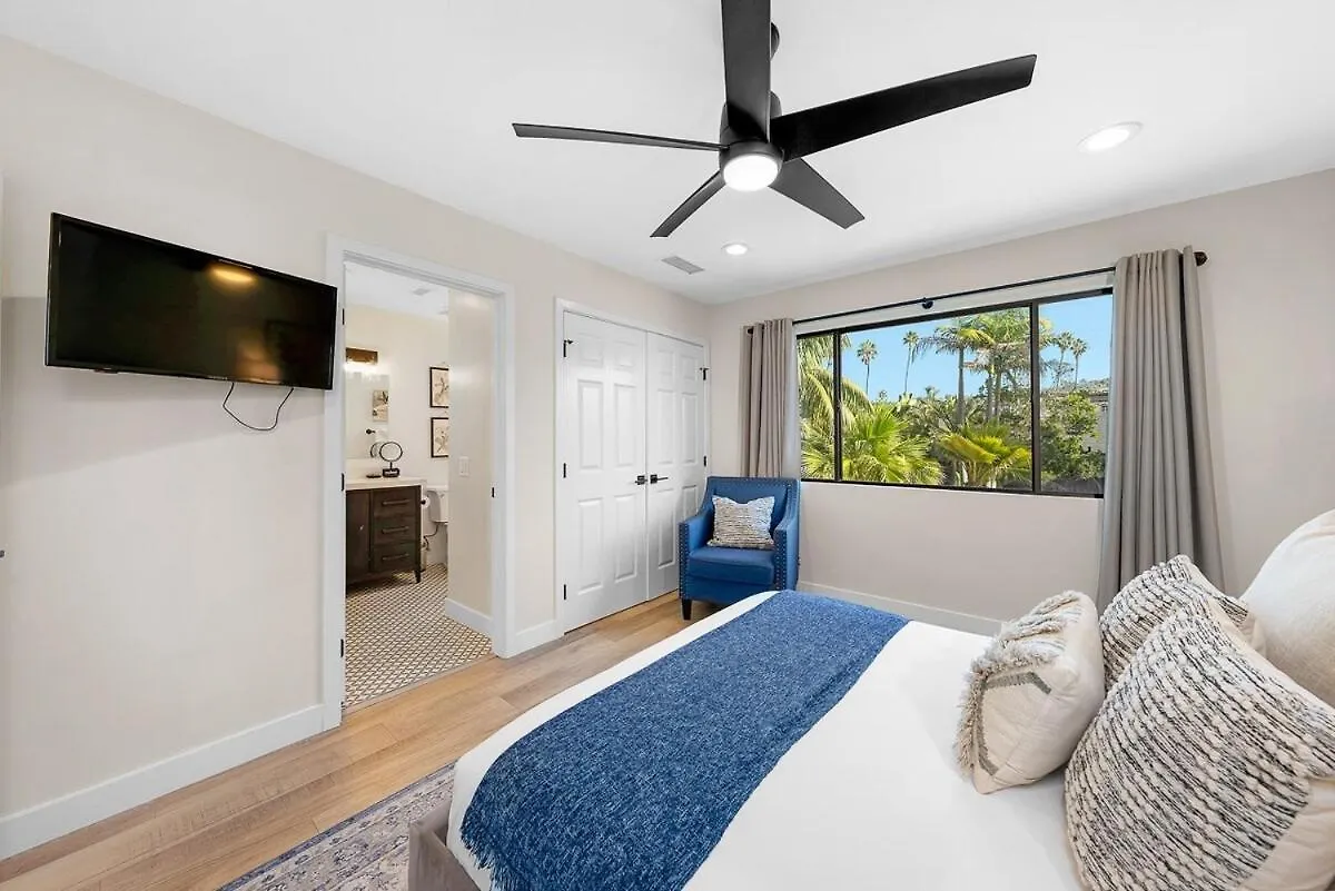 Sunset Cliffs Spectacular Oceanfront Villa