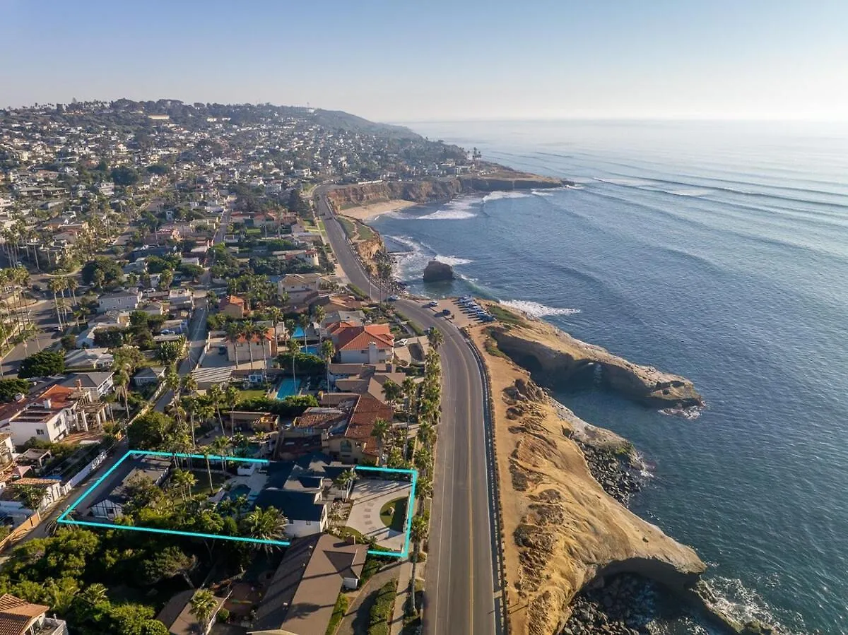 Sunset Cliffs Spectacular Oceanfront Villa