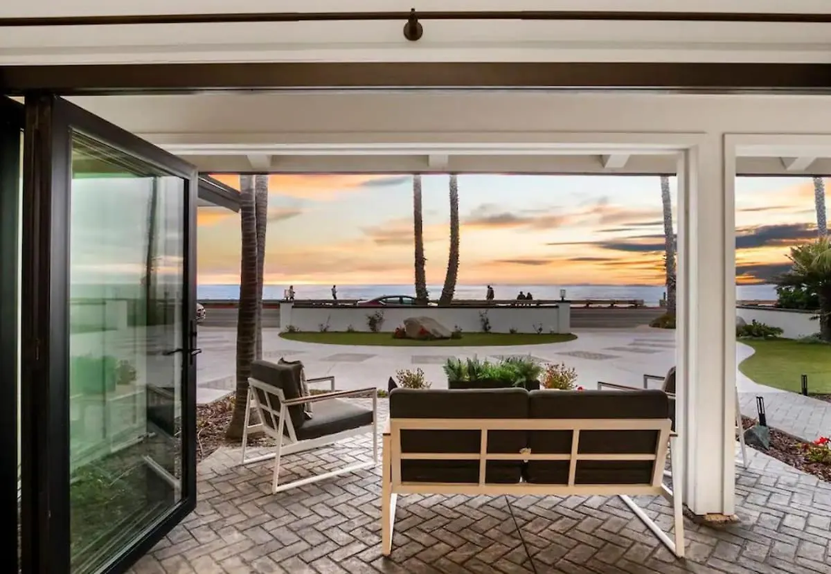 Sunset Cliffs Spectacular Oceanfront Villa
