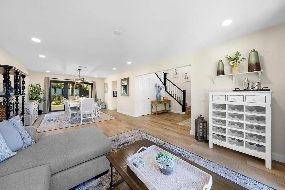 Sunset Cliffs Spectacular Oceanfront *
