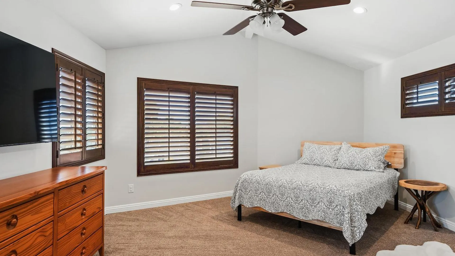 Peaceful Getaway With Renovated Amenities San Diego