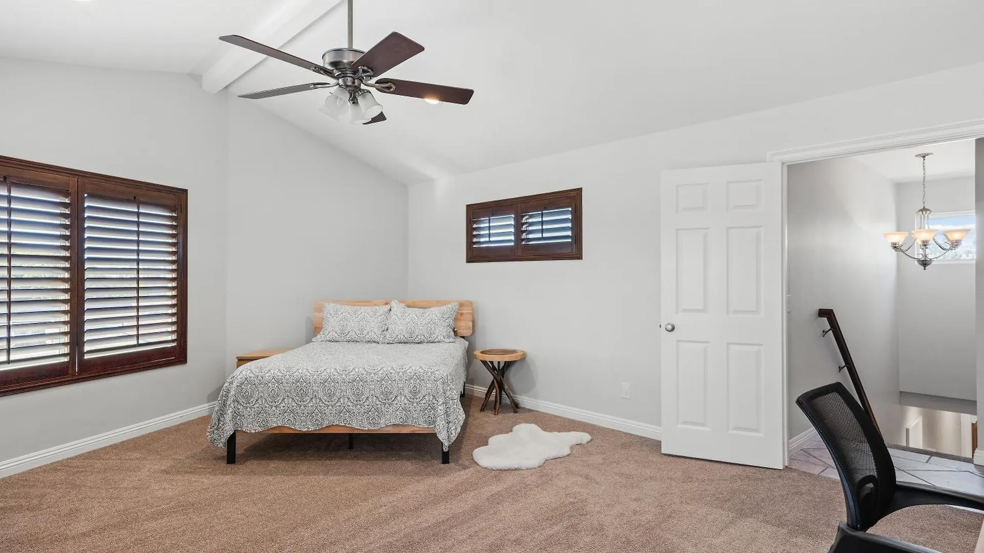 Peaceful Getaway With Renovated Amenities *