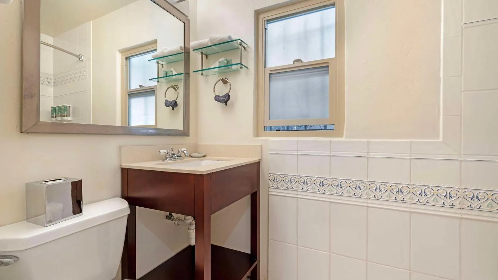 Best Western Downtown 3*
