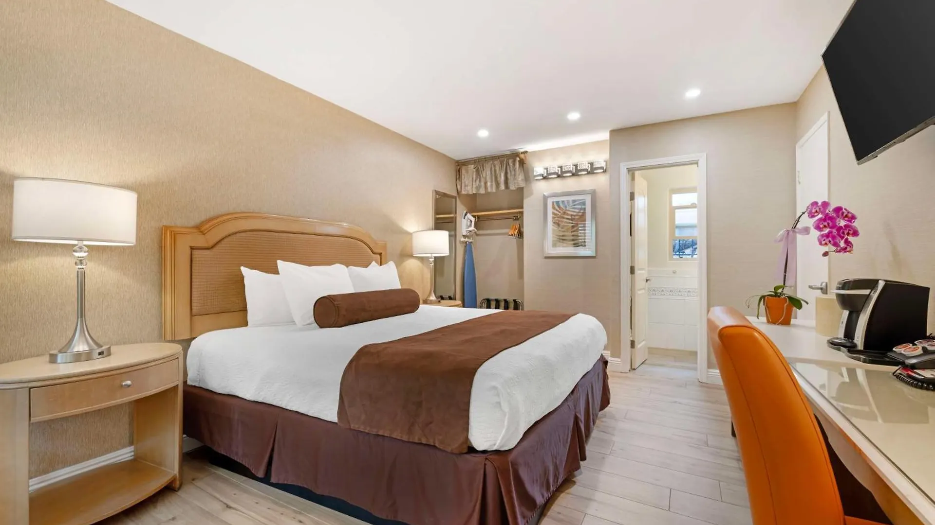 Best Western Downtown