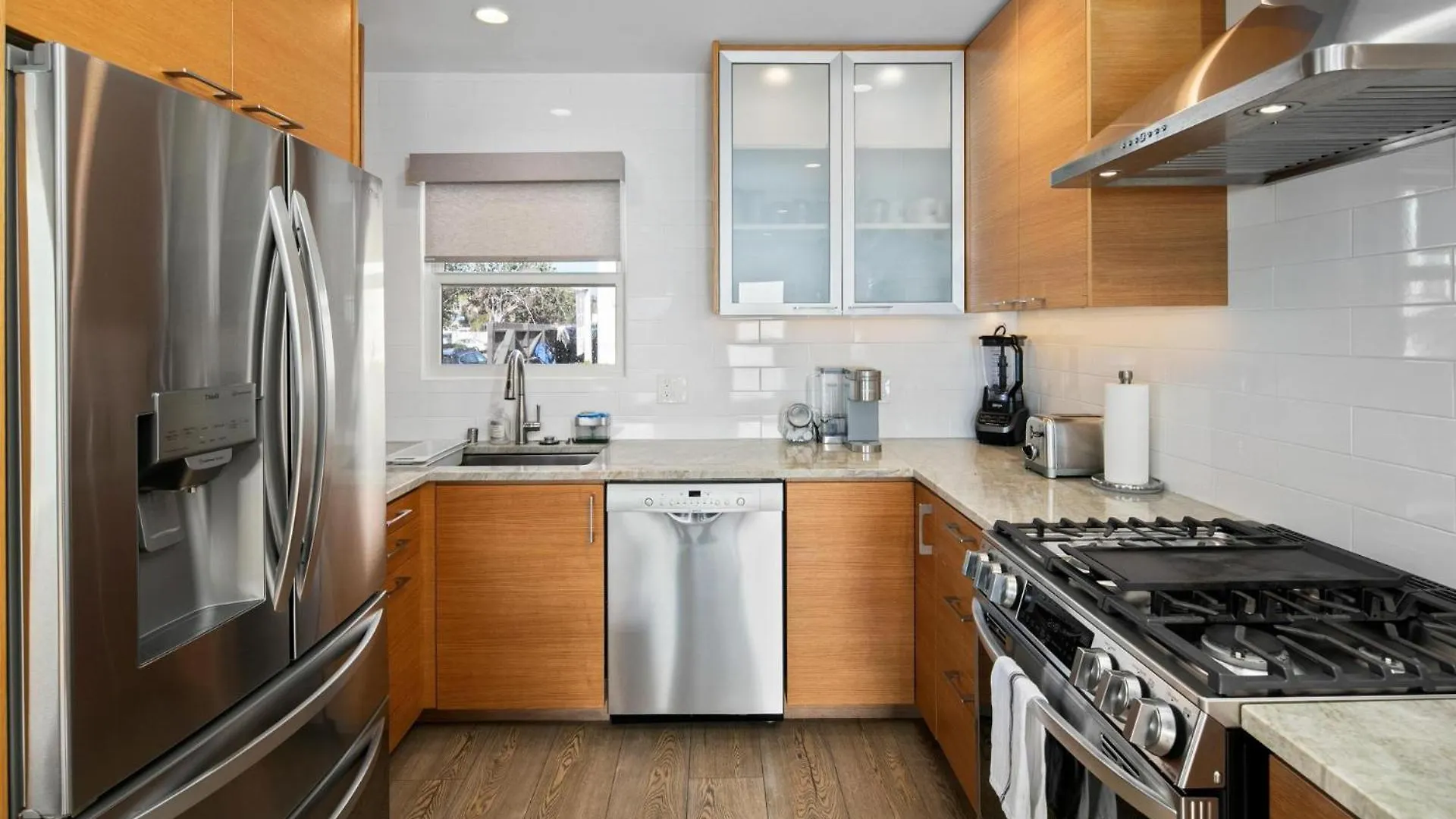 Newly Renovated 3br Modern In Heart Of Ocean Apartamento
