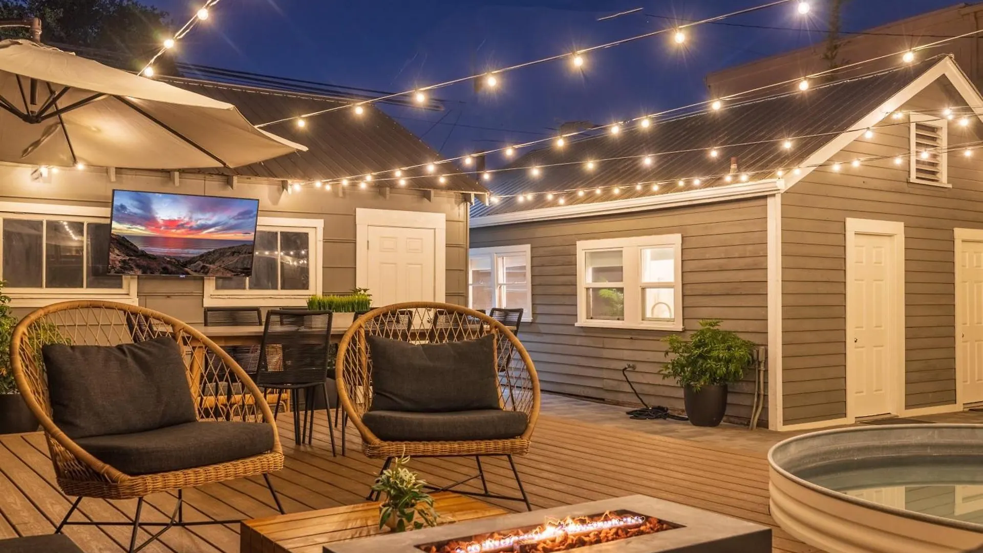 Casa Clandestino - Heated Pool Near Dining & Shops *