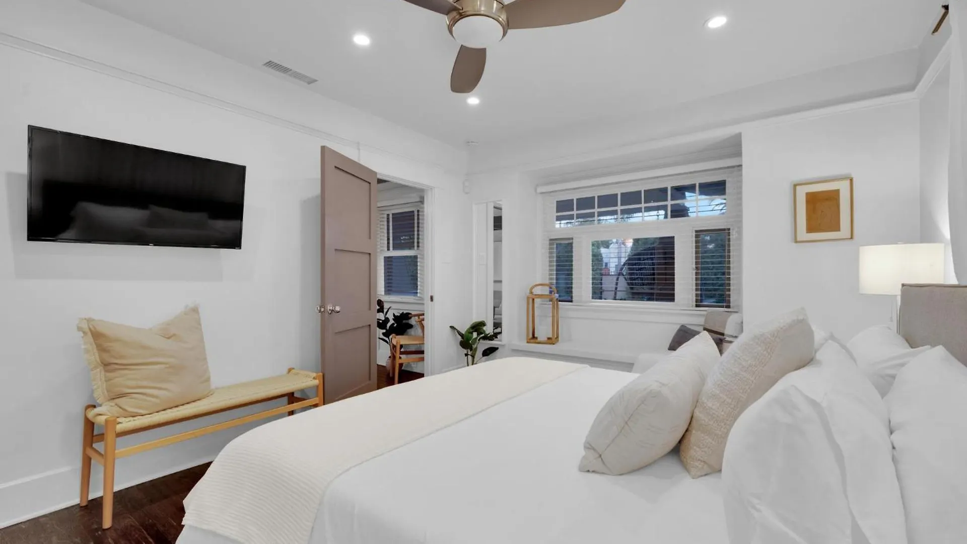 Casa Clandestino - Heated Pool Near Dining & Shops