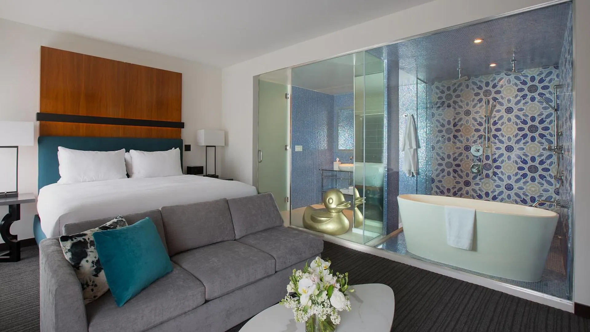 Andaz San Diego, By Hyatt סן דייגו