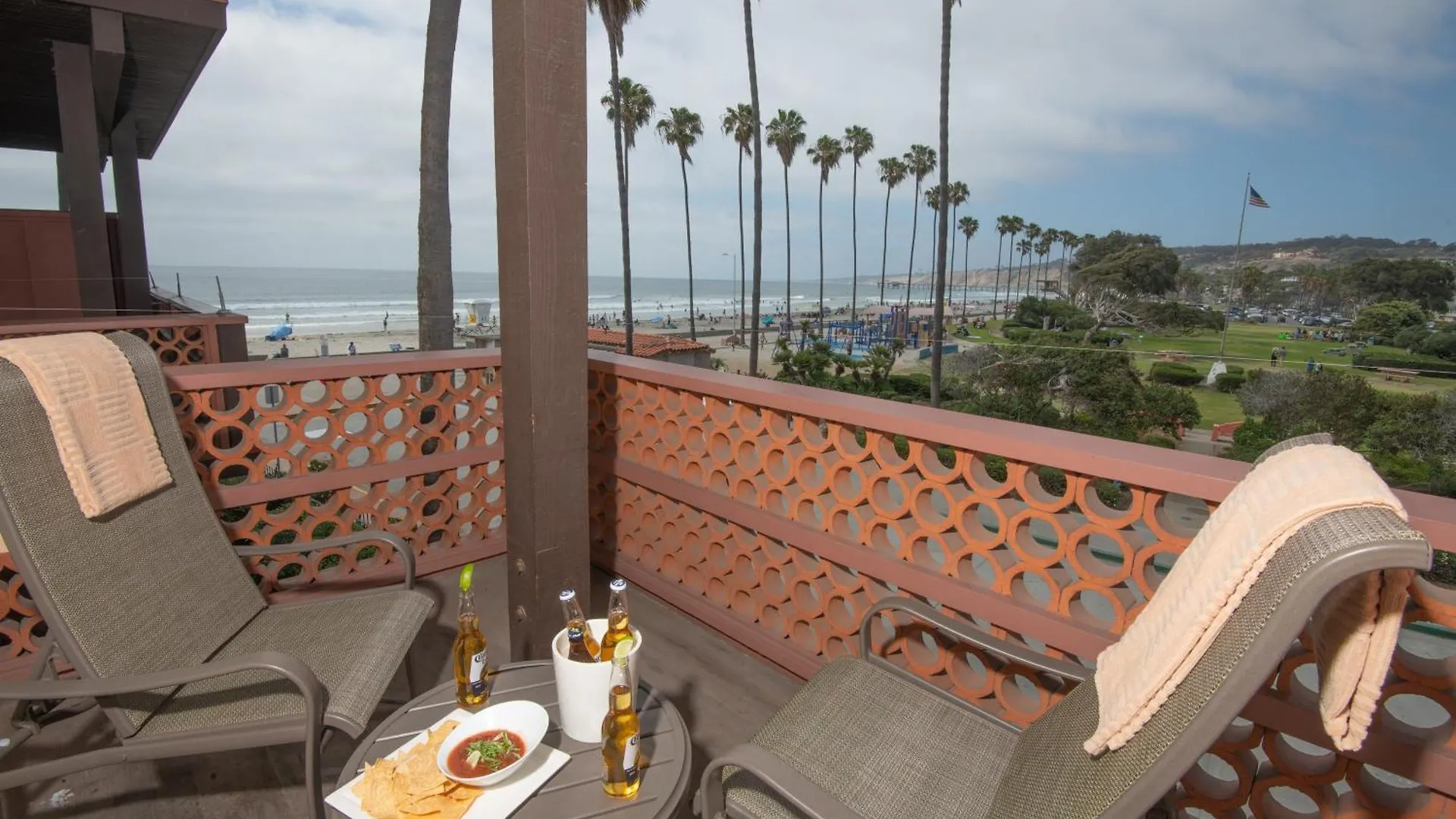 Hotel La Jolla Shores