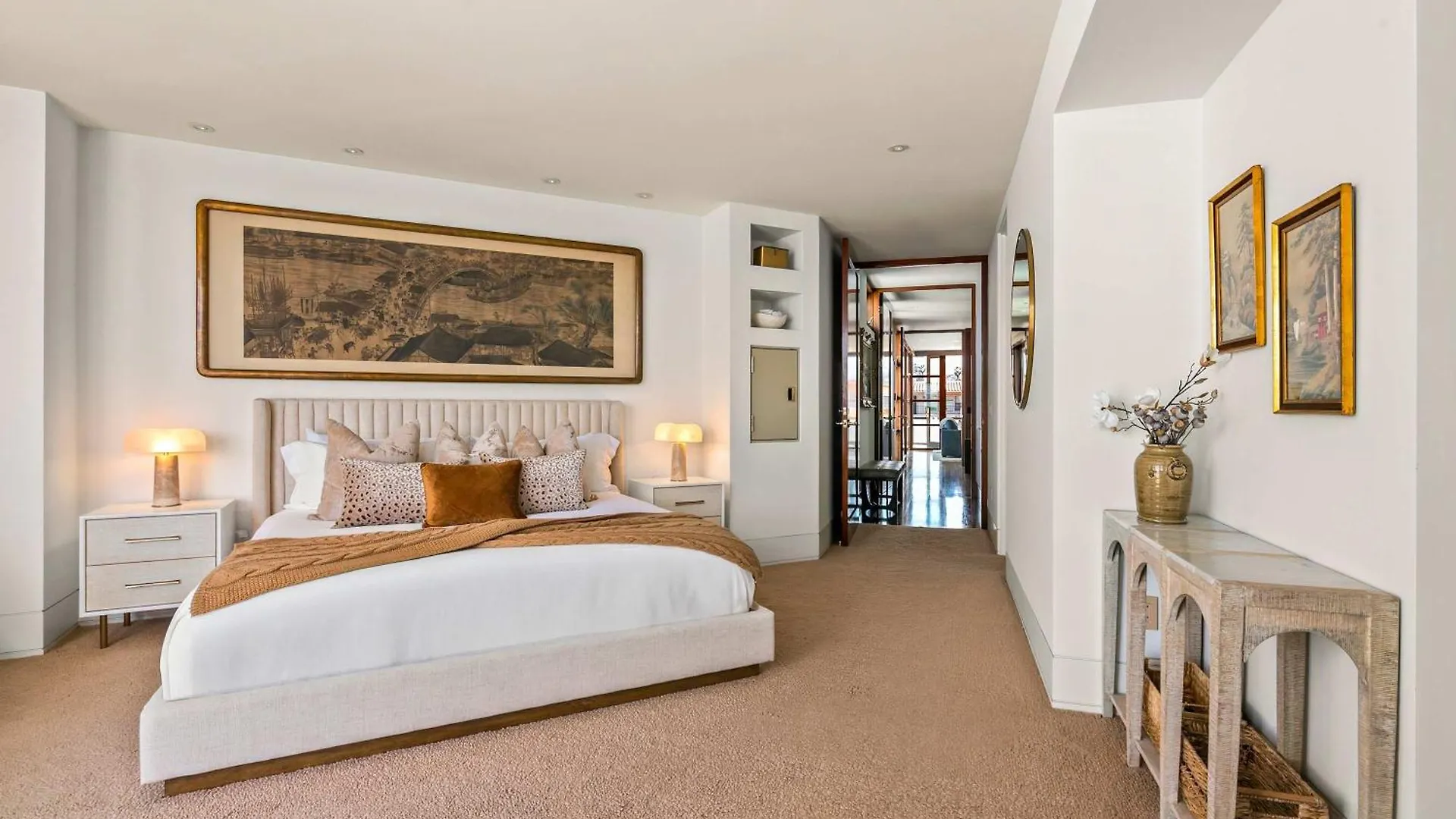 Nyaraló Brand New Listing Elegant 7br Masterpiece Walk To Shops & Dining