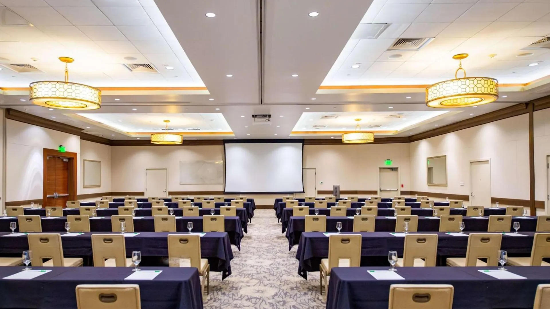 Doubletree By Hilton Bayside Semesteranläggning (resort) 3*