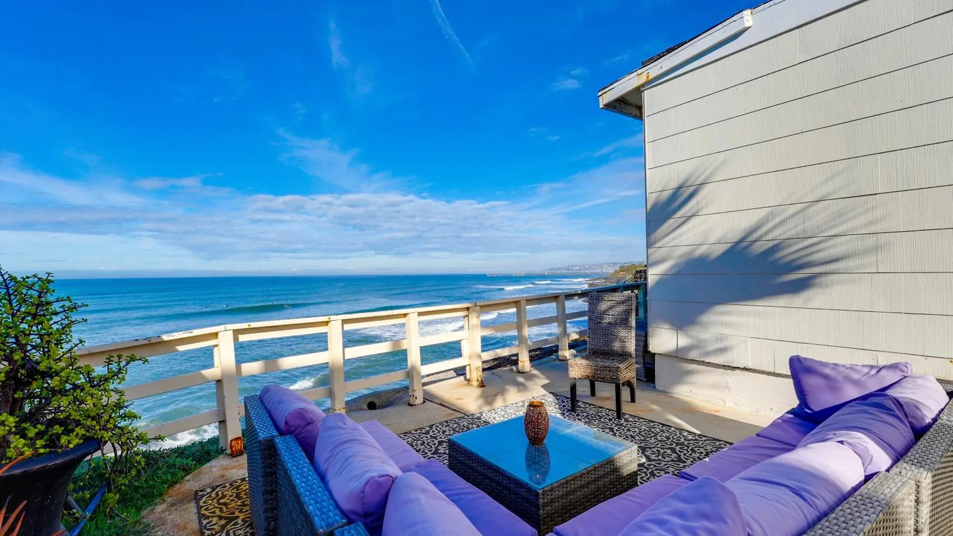 P1486m - Cliffs Oceanfront *