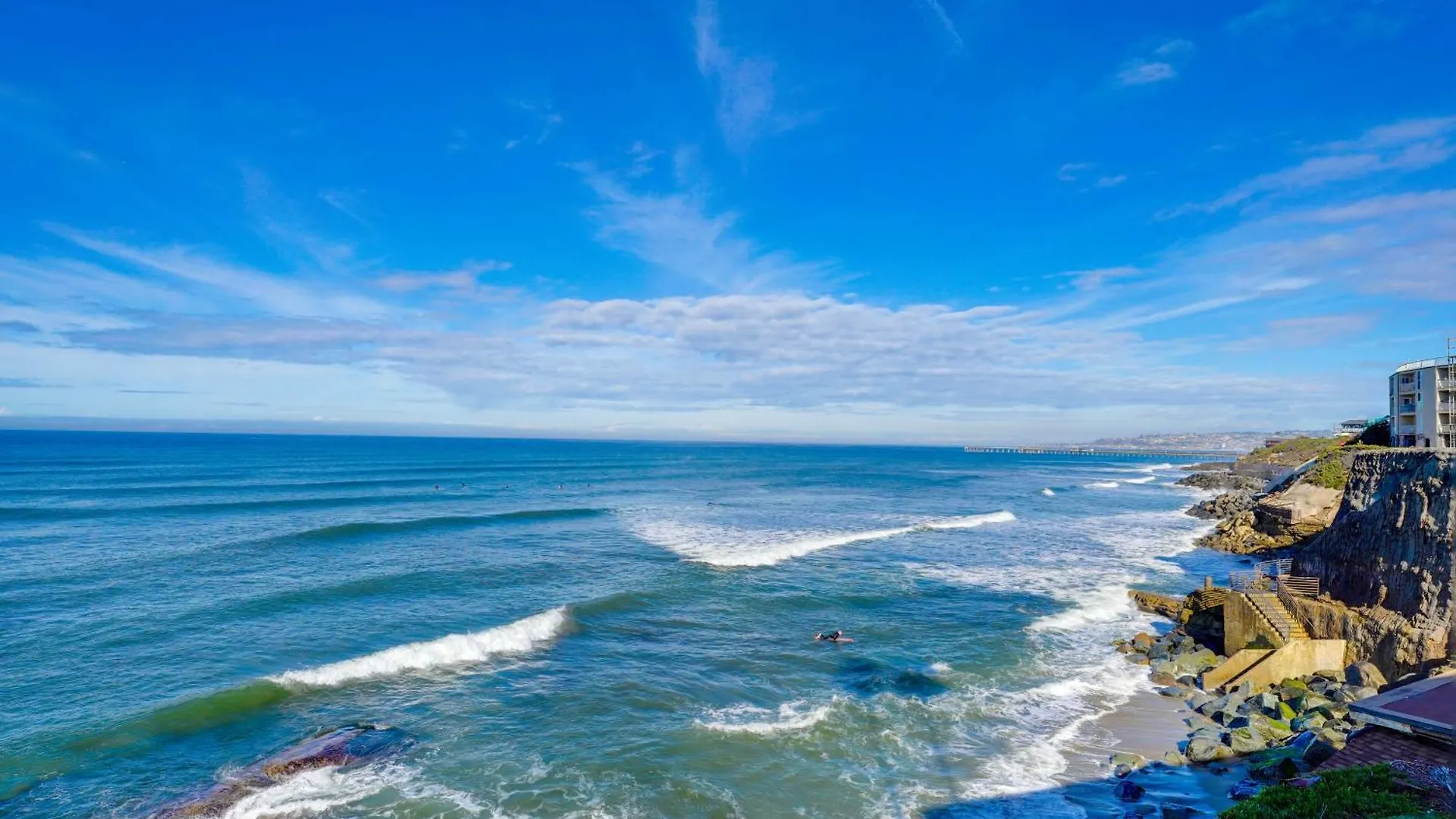 P1486m - Cliffs Oceanfront San Diego